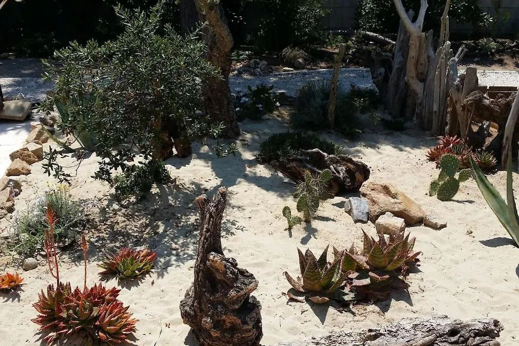 Villa St Tropez Pieds Dans L'Eau Pampelonne Plage Saint-Tropez 0*,  France