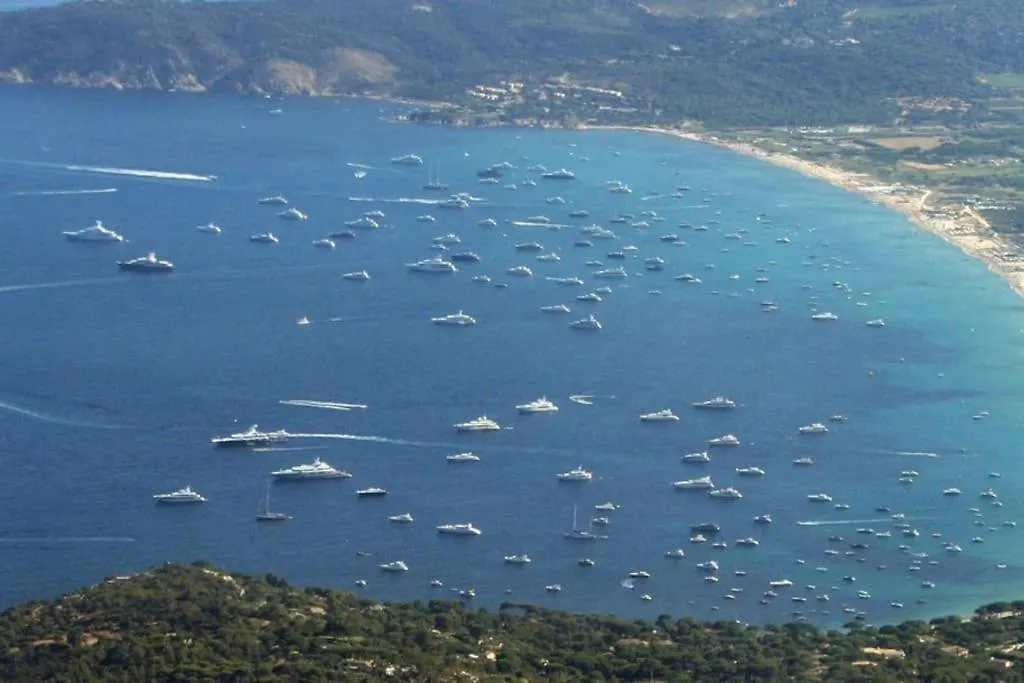Villa St Tropez Pieds Dans L'Eau Pampelonne Plage Saint-Tropez